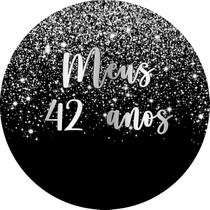 Painel De Festa Redondo 1,50x1,50 - Efeito Glitter Prata Caindo Meus 42 Anos 024