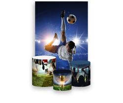Painel De Festa Vertical 1,50 x 2,20 + Trio De Capas Cilindro - Futebol Jogador no Campo 021 Painel De Festa Vertical 1,50 x 2,20 + Trio De Capas Cilindro - Futebol Jogador no Campo 021
