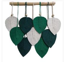 Painel de Folhas Verdes em Macramé - Enfeite de Parede