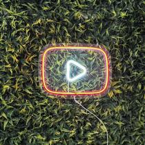 Painel Neon Led Play Youtube Branco E Vermelho 30 Cm