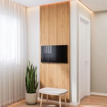 Painel para TV até 32 Polegadas 80cmx250cm Liso Aruá CabeCasa MadeiraOriginals