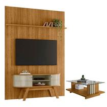 Painel Piso Teto New Interlagos Cumaru com Rack Bancada Atlanta New Silverstone com Mesa de Centro Frizz Cumaru Opala - Madetec Painel Piso Teto New Interlagos Cumaru com Rack Bancada Atlanta New Silverstone com Mesa de Centro Frizz Cumaru Opala - Madetec