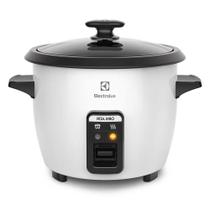 Panela de arroz elétrica electrolux 7 xícaras 1,3l efficient por rita lobo 127v rcb50