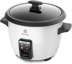 Panela de Arroz Elétrica Electrolux RCB50 110V Efficient 7 Xícaras 1,3L por Rita Lobo