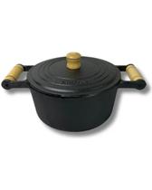 Panela de Ferro Santana com Alça de Madeira Panela de Ferro Santana com Alça de Madeira