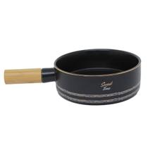 Panela De Porcelana Preta Com Cabo De Madeira Sweet Time 650ml