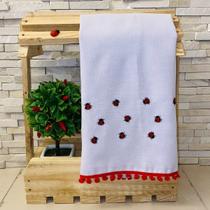 Pano de Prato Copa Master Branco Bordado Joaninha Vermelha com Pompom Vermelho