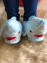 Pantufa 3D Tubarão inverno quentinha solado borracha shark