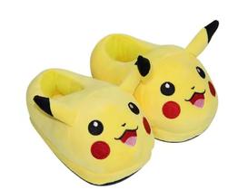 Pantufa Antiderrapante Pikachu3D Unissex
