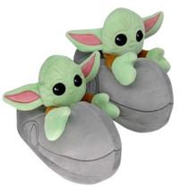 Pantufa Baby Yoda 3D Calçado Unissex Adulto Oficial Star Wars Mandaloriano Disney - Zona Criativa