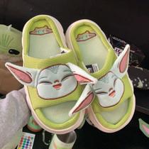 Pantufa Baby Yoda Nuvem - Zona Criativa