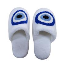 Pantufa Fechada Olho Grego Branca Basic+ Nº 33/34 Pantufa Fechada Olho Grego Branca Basic+ Nº 33/34