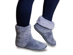 Pantufa Feminina e Masculina Peluciada Sola Antiderrapante