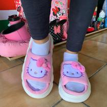 Pantufa Hello Kitty Nuvem