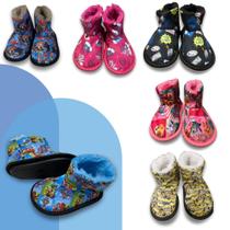 Pantufa infantil botinha menino e menina de lã Estampas bichinhos personagens