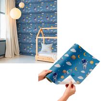 Papel De Parede Infantil Adesivo Astronauta Espaço 5m X 45cm DESENHO:ASTRONAUTA - 1 ROLO (2,25 M2) Papel De Parede Infantil Adesivo Astronauta Espaço 5m X 45cm DESENHO:ASTRONAUTA - 1 ROLO (2,25 M2)