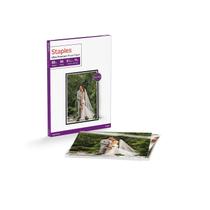 Papel Fotográfico STAPLES Ultra Premium Brilhante 22x28cm Pacote com 50 folhas Papel Fotográfico STAPLES Ultra Premium Brilhante 22x28cm Pacote com 50 folhas