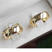 Par Aliança Casamento Abaulada 6MM Banhada Ouro 18K Com Anel Par Aliança Casamento Abaulada 6MM Banhada Ouro 18K Com Anel