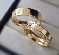Par Alianças Casamento Pedras Banhada a ouro + Anel Par Alianças Casamento Pedras Banhada a ouro + Anel
