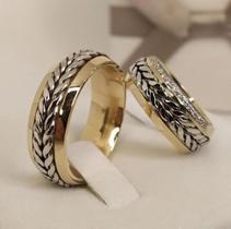 Par Alianças de Casamento Ouro 18k Chanfrada