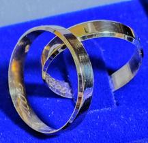 Par Alianças Noivado Casamento Bodas Ouro 18 Kilates Peso 5 Gramas 4 mm Maciça