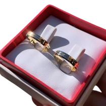 Par Alianças Ouro 18klts 4mm 8 gramas Sheju Joias Par Alianças Ouro 18klts 4mm 8 gramas Sheju Joias