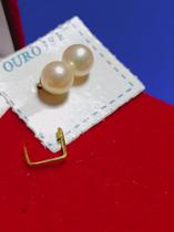 Par Brincos Pérola 3mm Ouro 18 Kilates Peso 0.80 Gramas Par Brincos Pérola 3mm Ouro 18 Kilates Peso 0.80 Gramas