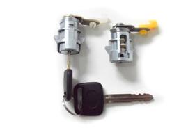 Par Cilindros Portas Dianteiras Mesma Chave Hilux 1992 A 2004