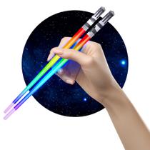 Par de 8 modos Chopsticks ChopSabers Mini LED Lightsaber