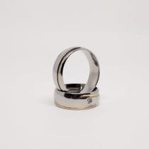 Par de alianças de Compromisso - Aço Inox 7mm - Com Filete de Ouro Par de alianças de Compromisso - Aço Inox 7mm - Com Filete de Ouro