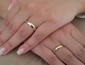 Par De Alianças De Tungstênio 4mm Banhada A Ouro 18k 14 ao 33 Par De Alianças De Tungstênio 4mm Banhada A Ouro 18k 14 ao 33