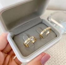 Par de Alianças ouro 18k 2mm 2 gramas Casamento Noivado Fina