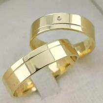 Par de Alianças Ouro 18k 4mm 6 Gramas Maciço Par de Alianças Ouro 18k 4mm 6 Gramas Maciço