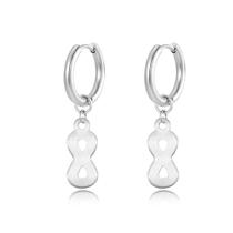 par de brinco de argola banhado mini infinito em aço inox prata não escurece antialérgico par de brinco de argola banhado mini infinito em aço inox prata não escurece antialérgico