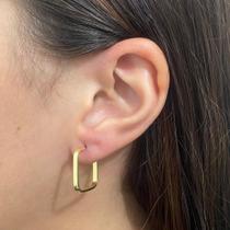 Par de Brincos de Ouro 18k Argola Quadrada 2mm 1,8cm Gardenia Joias Par de Brincos de Ouro 18k Argola Quadrada 2mm 1,8cm Gardenia Joias