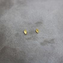 Par de brincos kite diamond em ouro 18k Par de brincos kite diamond em ouro 18k