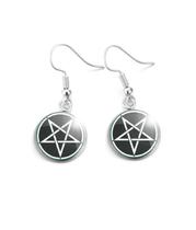 Par de Brincos Pentagrama Estrela de Cinco Pontas Vênus Preto e Branco Par de Brincos Pentagrama Estrela de Cinco Pontas Vênus Preto e Branco