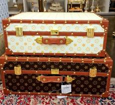 Par De Caixa Decorativa Formato Mala Alça Couro Luxuoso Par De Caixa Decorativa Formato Mala Alça Couro Luxuoso