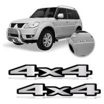 Par De Emblema Faixa Lateral 4X4 Tr4