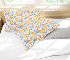 Par de Fronhas Estampa Linhas Curvas Coloridas e Poá Par de Fronhas Estampa Linhas Curvas Coloridas e Poá