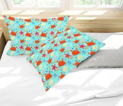 Par de Fronhas Estampadas Caranguejos e Estrelas do Mar Turquesa 50x70cm Par de Fronhas Estampadas Caranguejos e Estrelas do Mar Turquesa 50x70cm