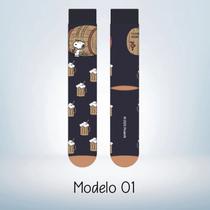 Par de Meia Cano Longo Casual Divertida Infantojuvenil Adulto Masculino Snoopy (Peanuts) Par de Meia Cano Longo Casual Divertida Infantojuvenil Adulto Masculino Snoopy (Peanuts)