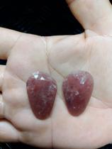 Par de Safira Indiana Vermelha Natural Facetado Chapa Formato Fancy Dimensões (LxC) 33x21 mm Par de Safira Indiana Vermelha Natural Facetado Chapa Formato Fancy Dimensões (LxC) 33x21 mm