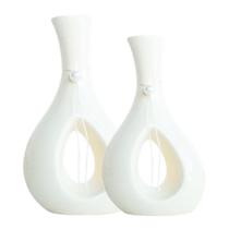 Par de Vasos Furados em Cerâmica de Aparador Decor - Bege