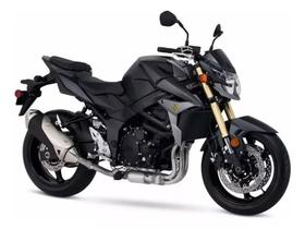 Par Emblemas Suzuki Bandit Dourado Resinado 3 D Par Emblemas Suzuki Bandit Dourado Resinado 3 D