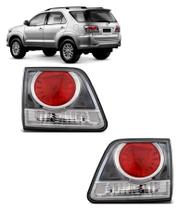 Par Lanterna Tampa Mala Hilux Sw4 2012 2013 2014 2015