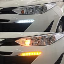 Par LED DRL Daylight Toyota Yaris Hatch e Sedan