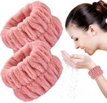 Par Munhequeira Pulso Pelucia Spa Skin Care Yoga Esporte Cor Aleatória Par Munhequeira Pulso Pelucia Spa Skin Care Yoga Esporte Cor Aleatória