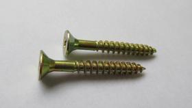 Parafuso para Aglomerado 6x70mm Cabeça Chata Phillips Aço Dourado 100 Peças