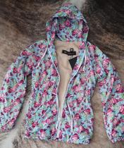 Parka infantil apeluciada